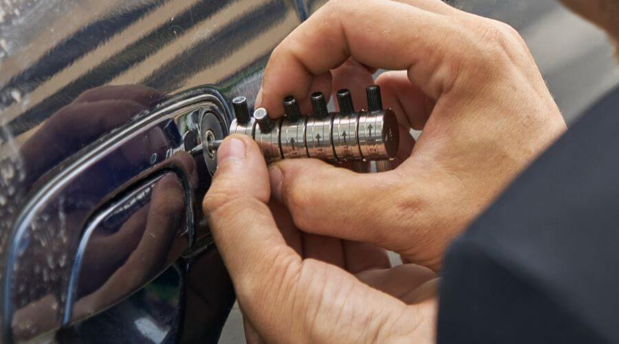 Professional residential roofers in Berry, KY